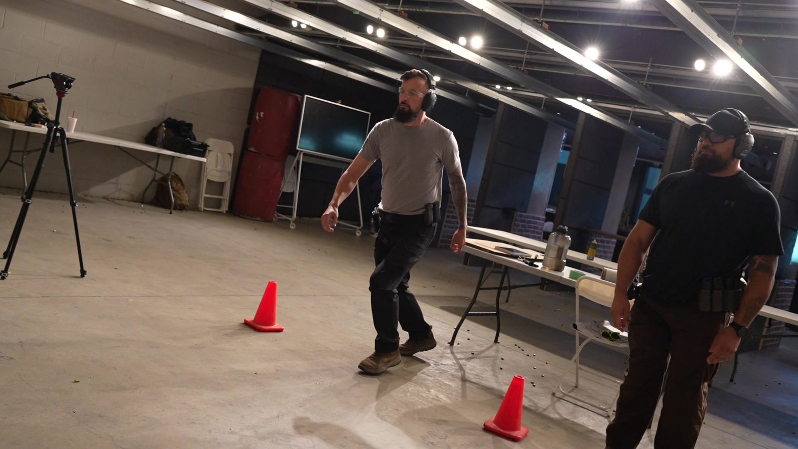 Handgun Level 2 – Pivoting Footwork Handgun Level 2 – Pivoting Footwork at JM Training